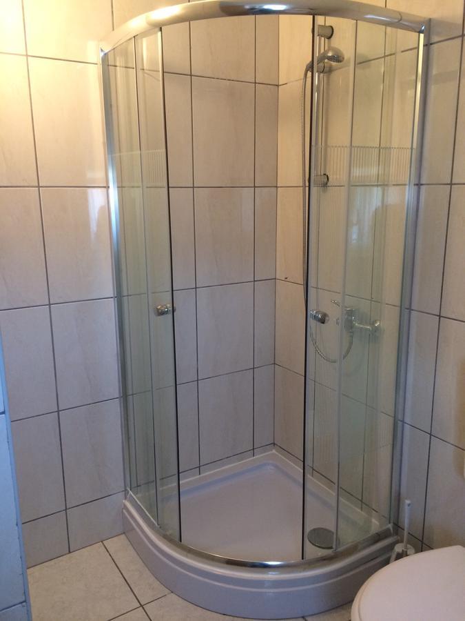 Villa Menalo Hodilje Habitación foto